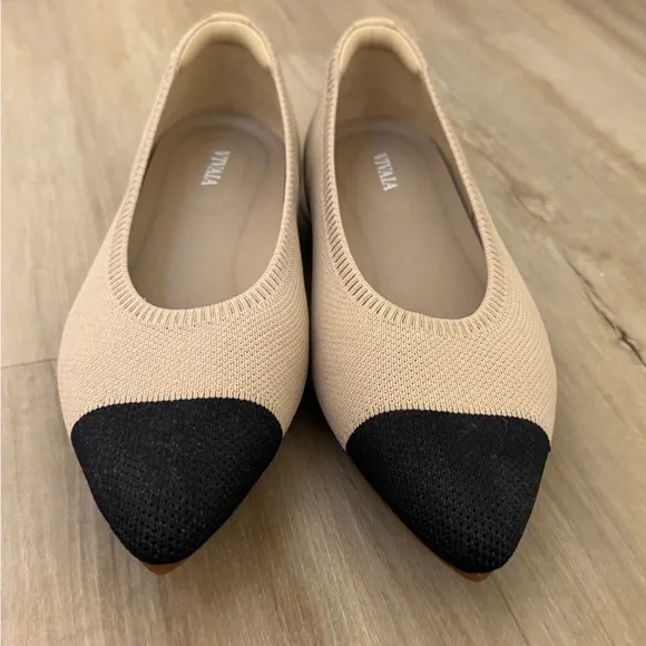 NWOT VIVAIA Pointed-Toe Ballet Flats (Aria 5°) - Picture 3 of 5